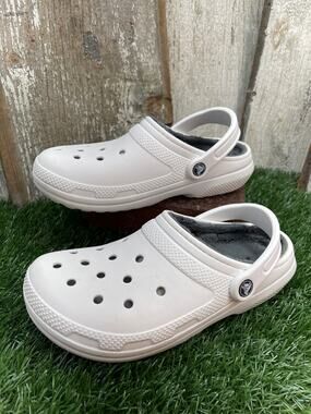 CROCS White Classic Gray Lined Clogs Women's 8